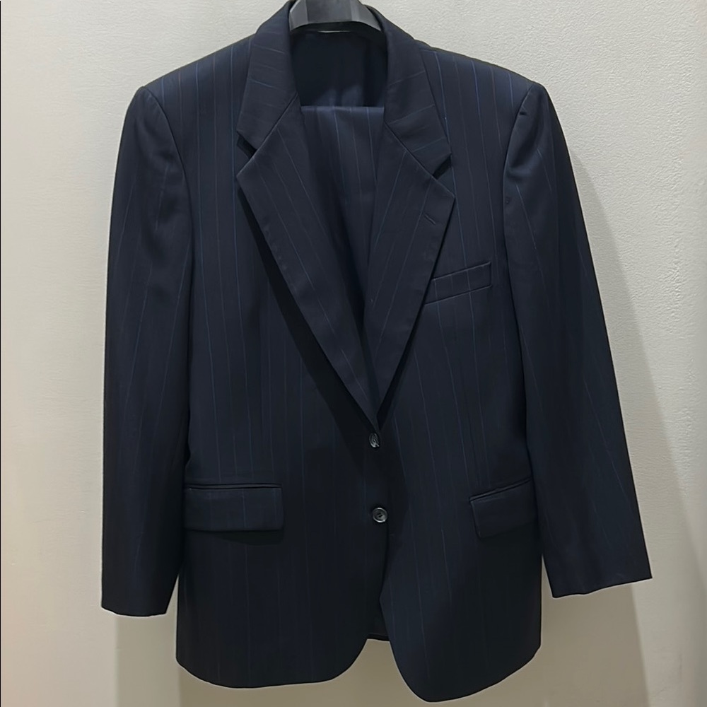 Yves St Laurent Vintage Navy Wool Pinstripe Men’s Suit. Size 42S. Made in France